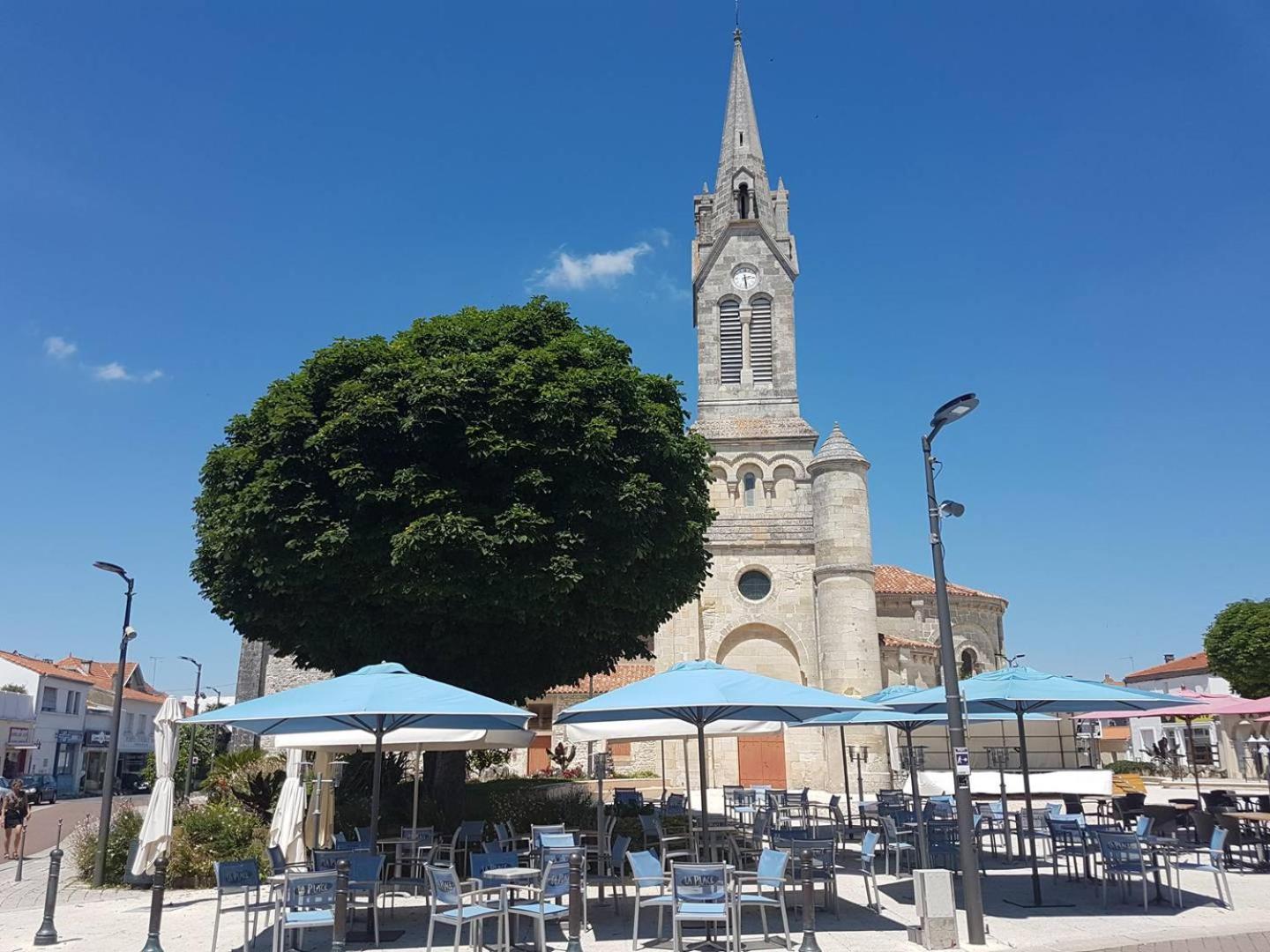 Saint Georges De Didonne - Emplacement Priviligie Pour Un Sejour A Deux Ou En Solo エクステリア 写真